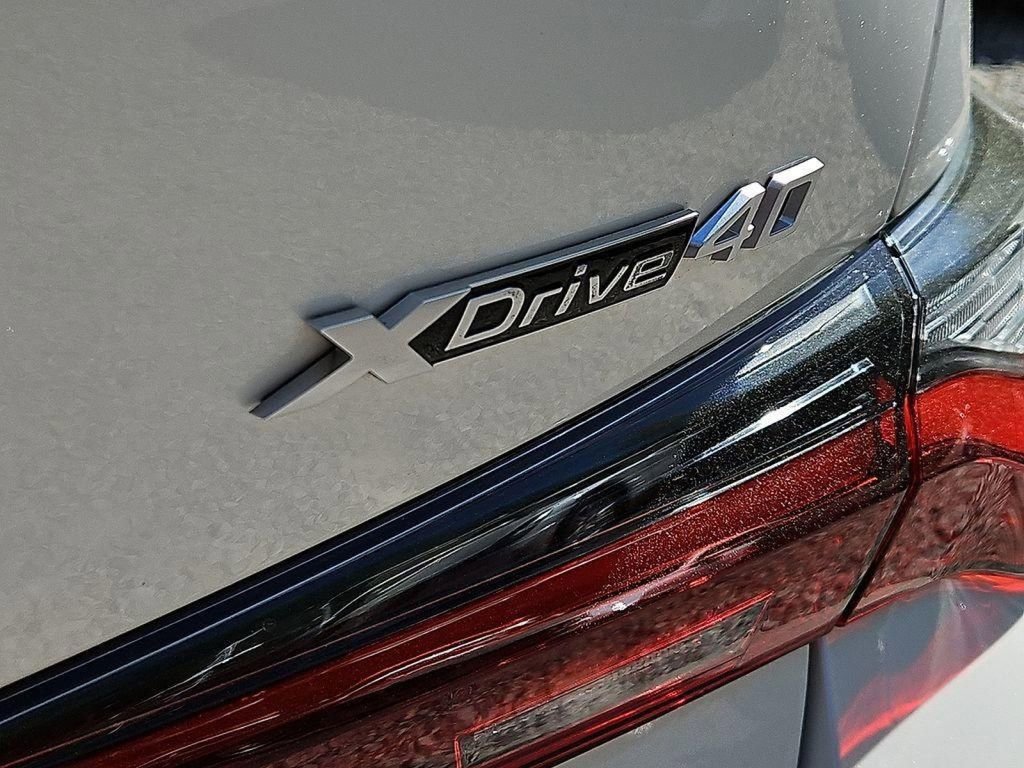 Used 2025 BMW i4 xDrive40i w/ Parking Assistance Package image 31
