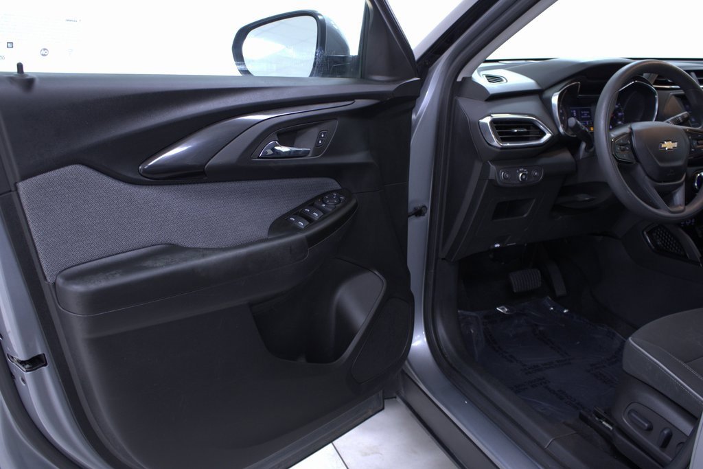 Used 2023 Chevrolet TrailBlazer LT image 15