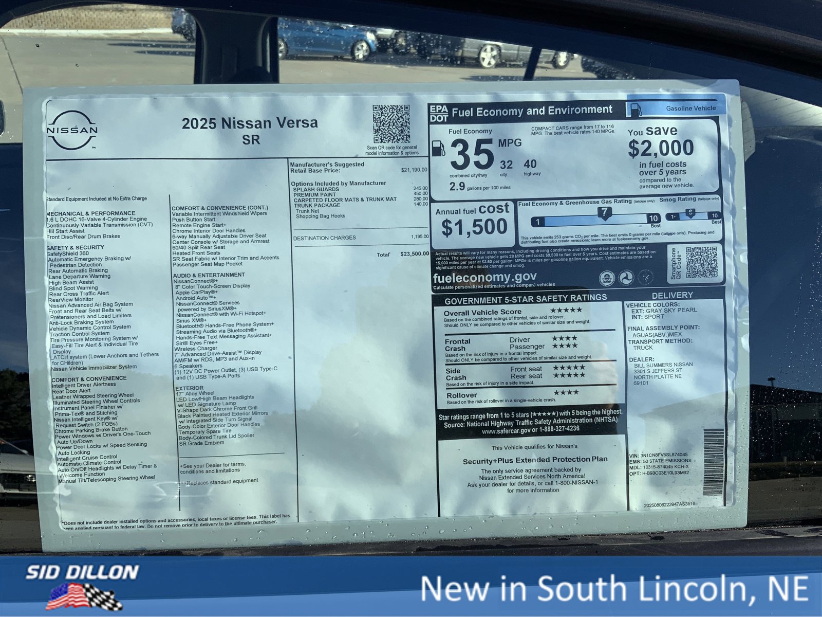 New 2025 Nissan Versa SR w/ Trunk Package image 13