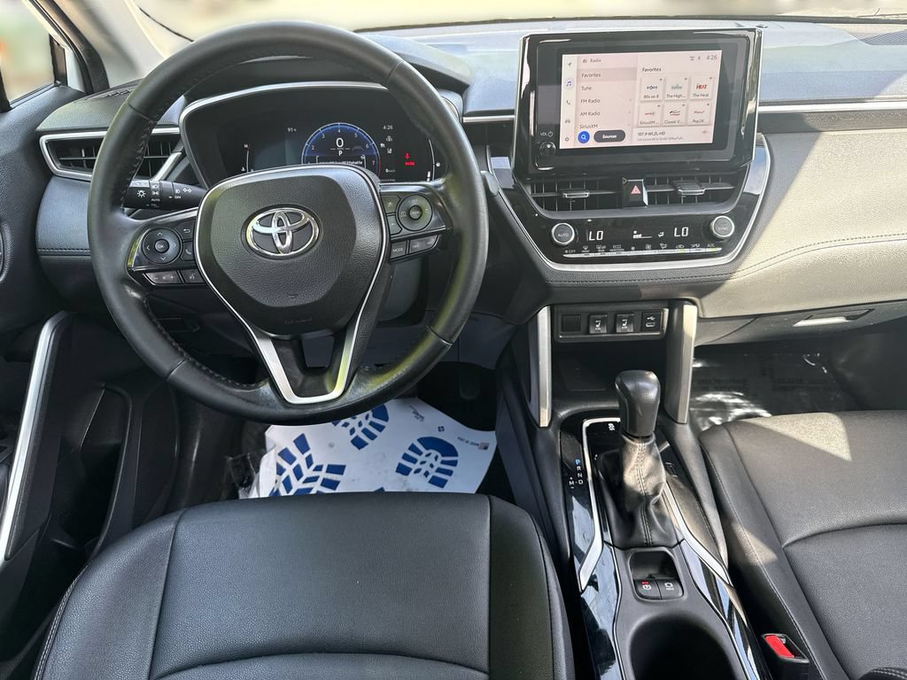 Used 2023 Toyota Corolla Cross XLE AWD/4WD image 21