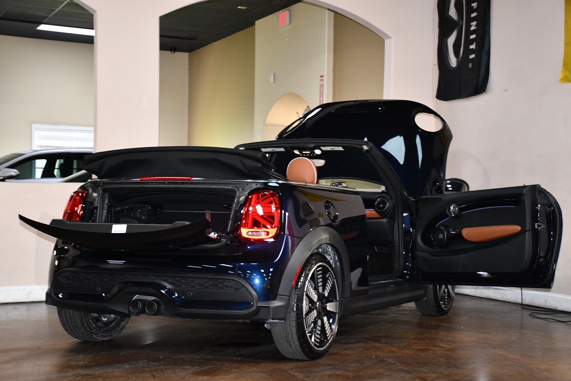 Used 2023 MINI Cooper S FWD image 91