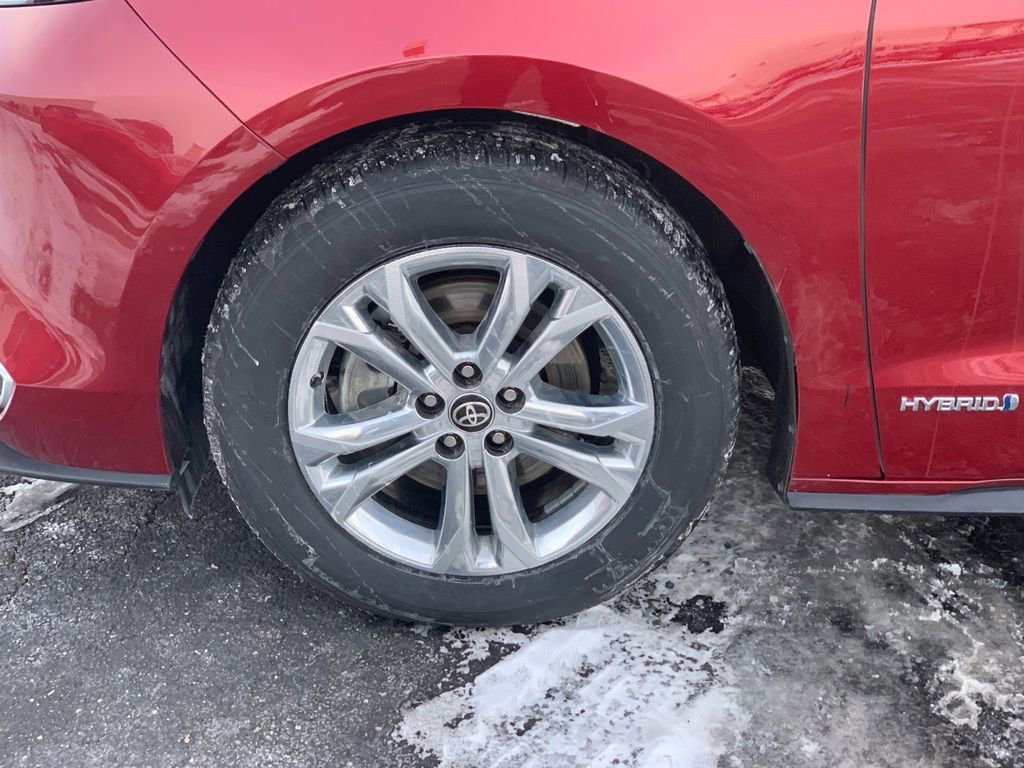 Used 2021 Toyota Sienna Platinum image 9