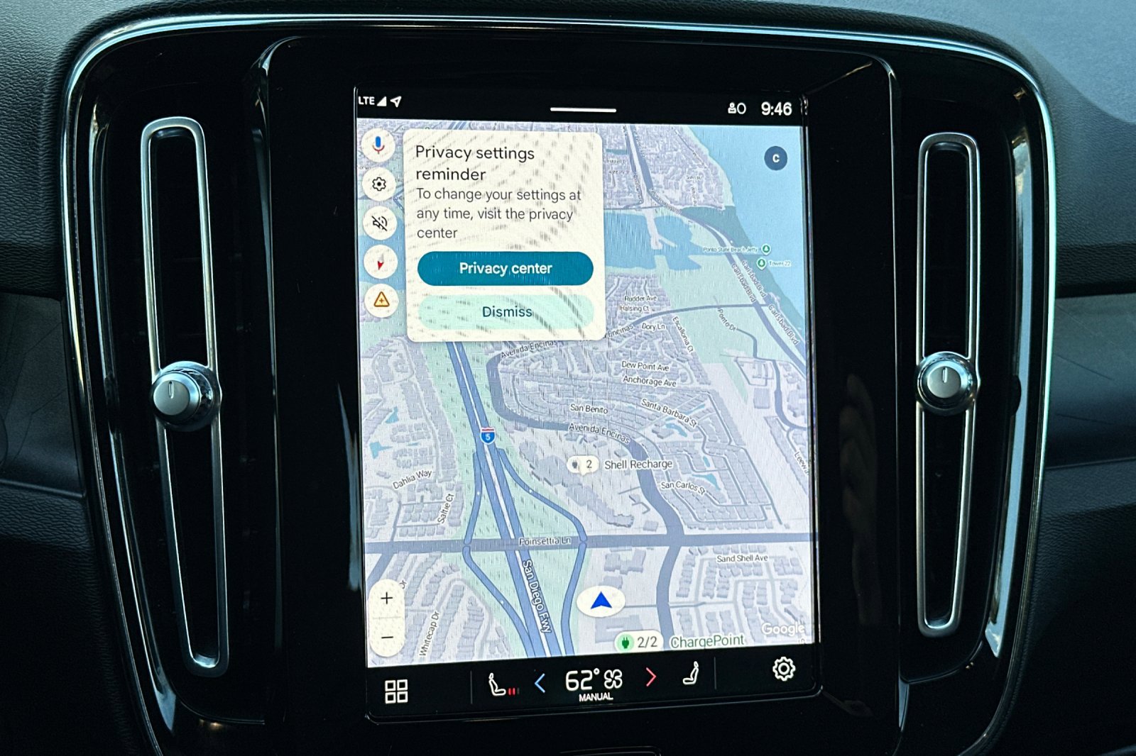 Certified 2023 Volvo XC40 Recharge Core image 22