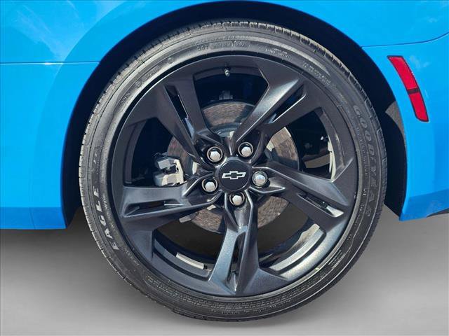 Used 2023 Chevrolet Camaro LT w/ RS Package RWD image 27