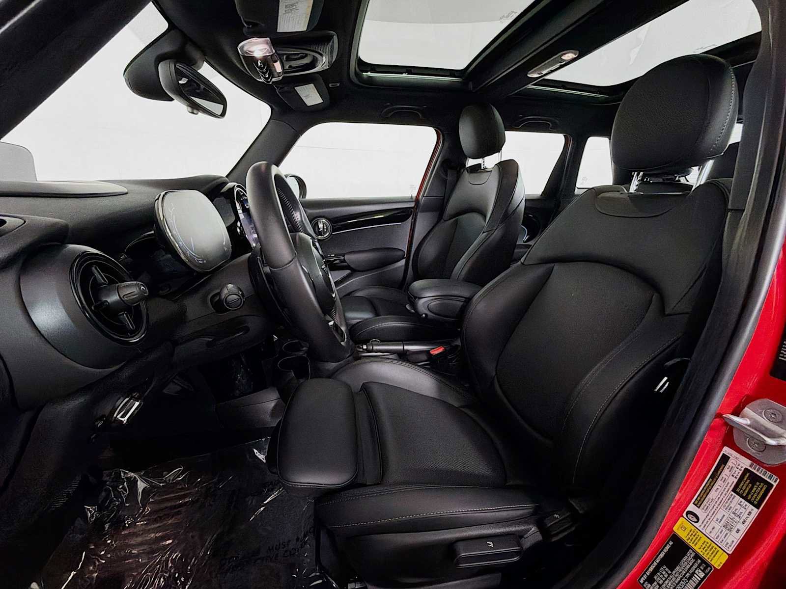 Used 2022 MINI Cooper S image 11