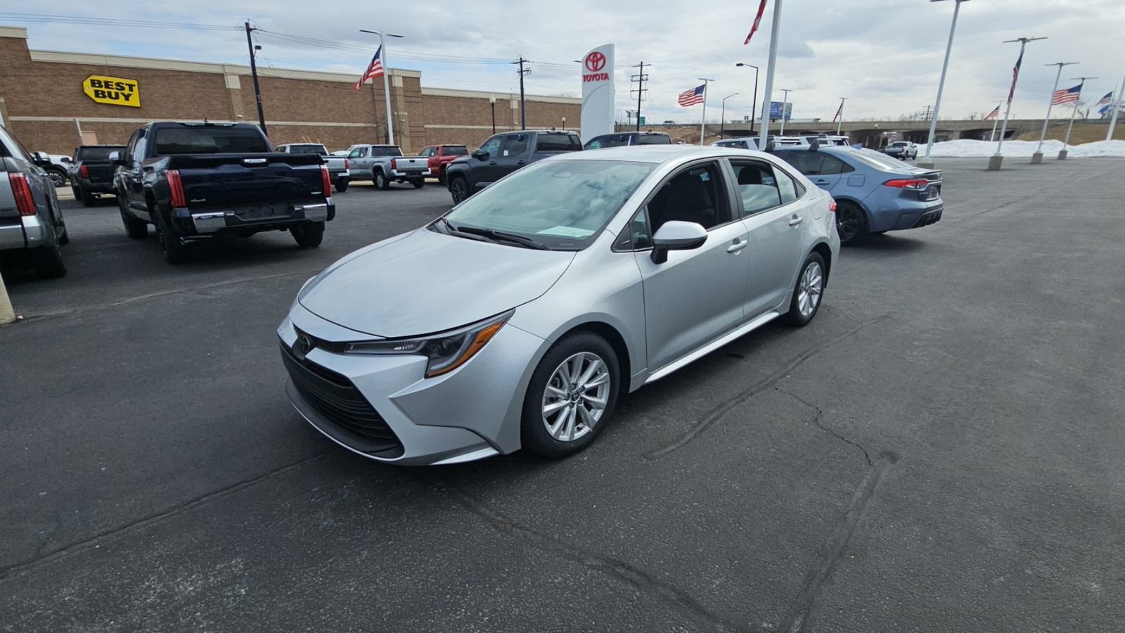 Certified 2024 Toyota Corolla LE w/ LE Convenience Package image 7