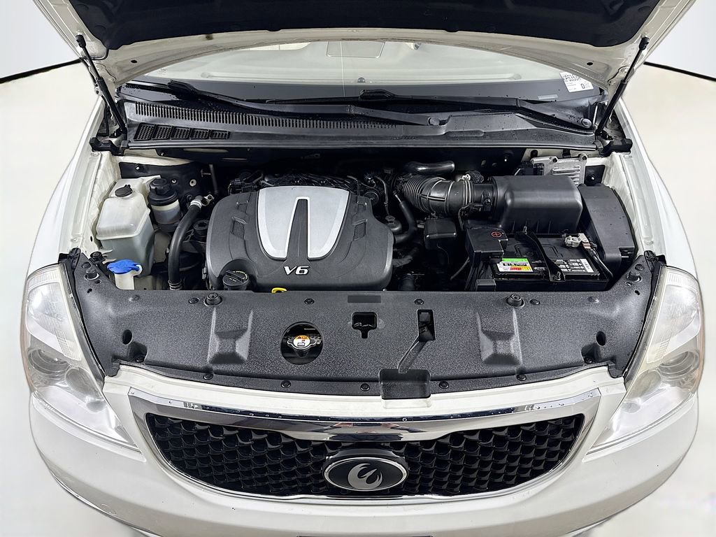 Used 2014 Kia Sedona LX image 36