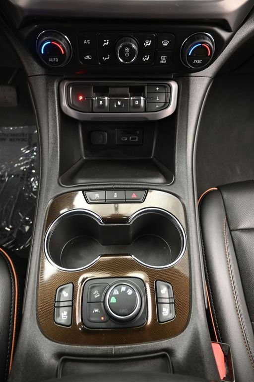 Used 2023 GMC Acadia AT4 w/ Technology Package AWD/4WD image 17