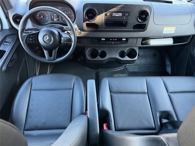 Used 2020 Mercedes-Benz Sprinter 2500 image 10