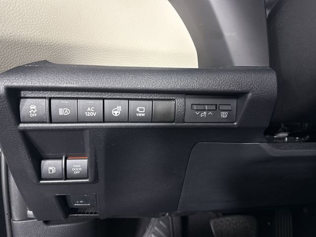 Used 2022 Toyota Sienna Platinum image 15