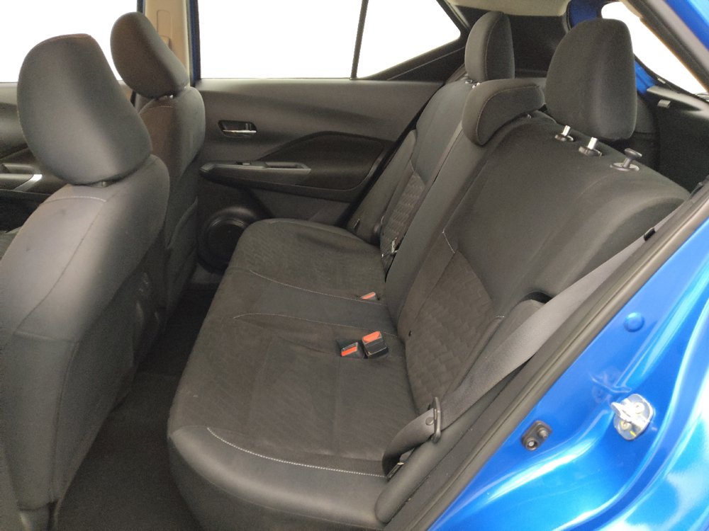 Used 2023 Nissan Kicks SV FWD image 18