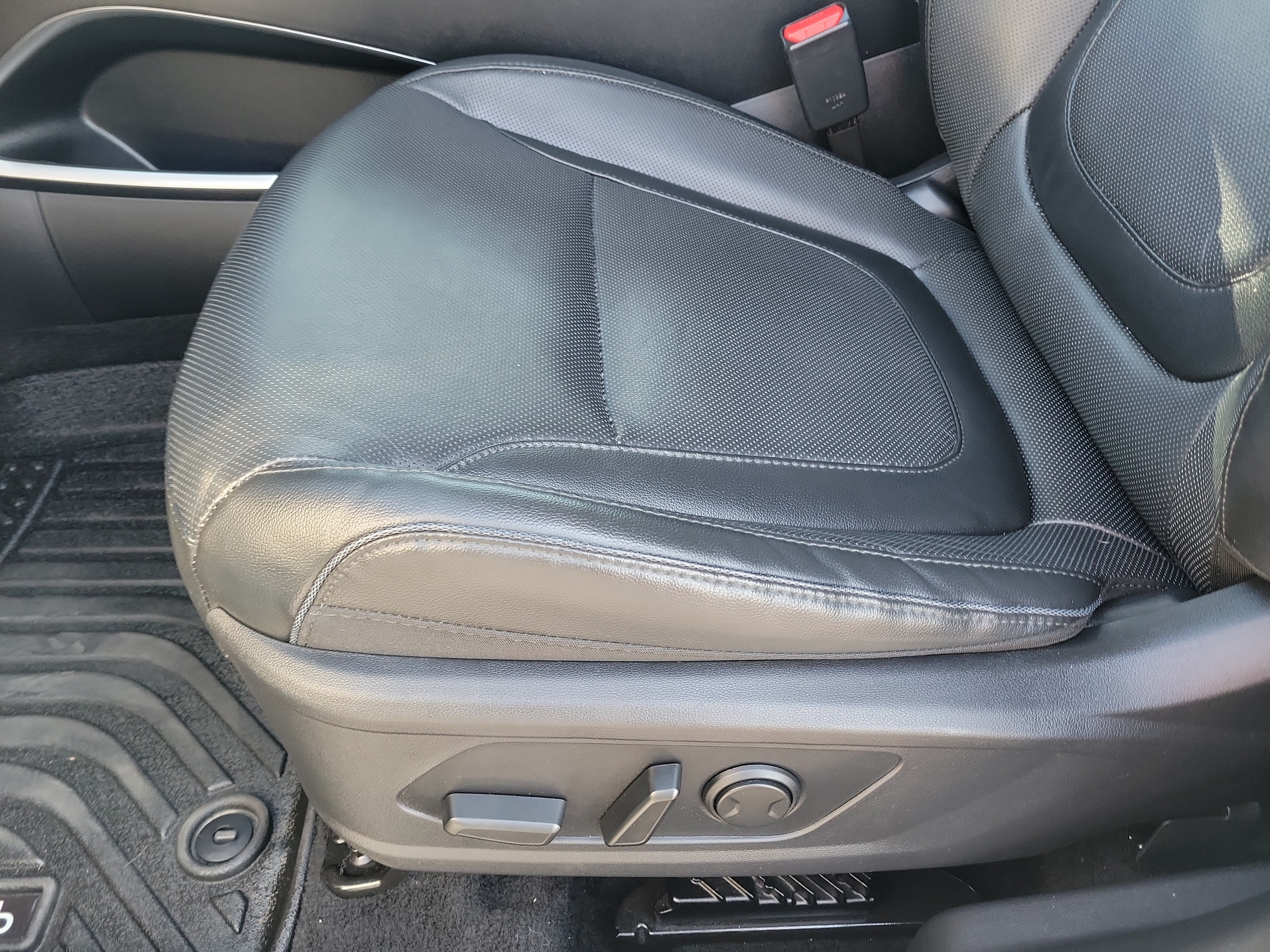 Certified 2023 Hyundai Tucson Limited AWD/4WD image 23