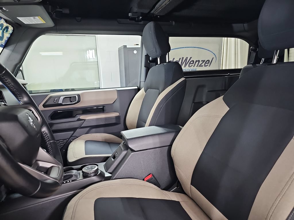 Used 2022 Ford Bronco Big Bend w/ Sasquatch Package AWD/4WD image 18