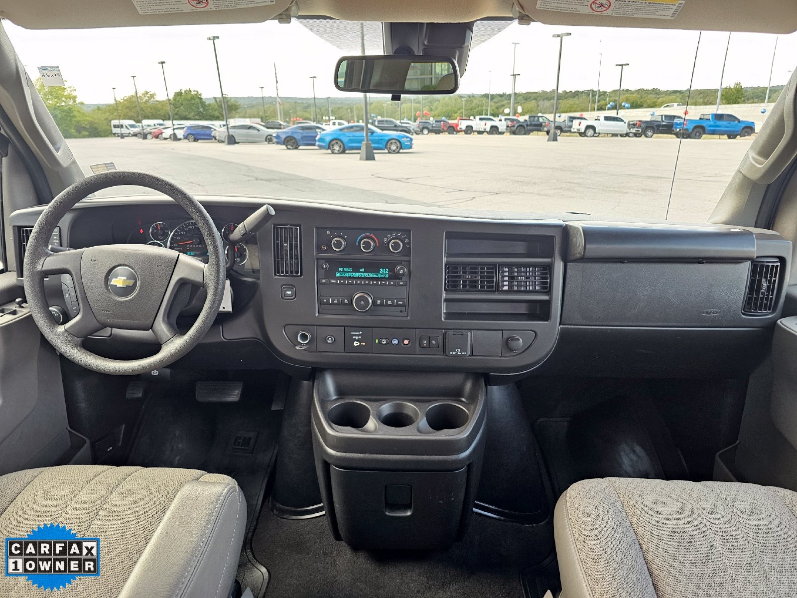 Used 2025 Chevrolet Express 3500 LT w/ LT Preferred Equipment Group RWD image 23