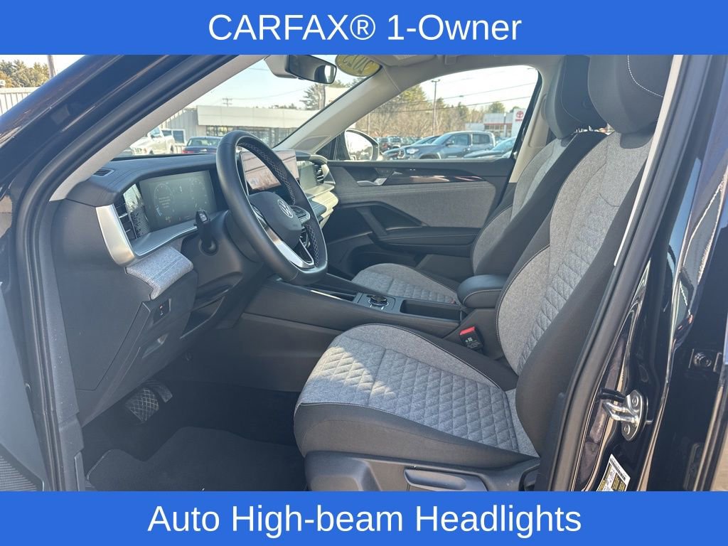 Used 2025 Volkswagen Tiguan S image 16