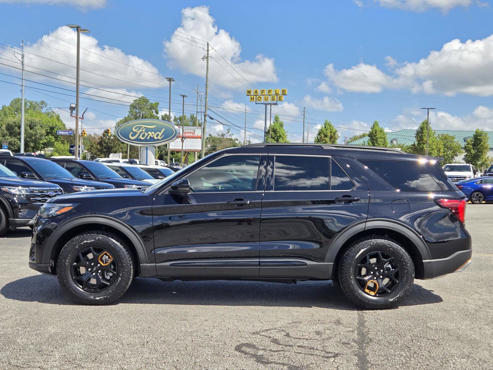 New 2026 Ford Explorer Tremor w/ Tremor Ultimate Package AWD/4WD image 12
