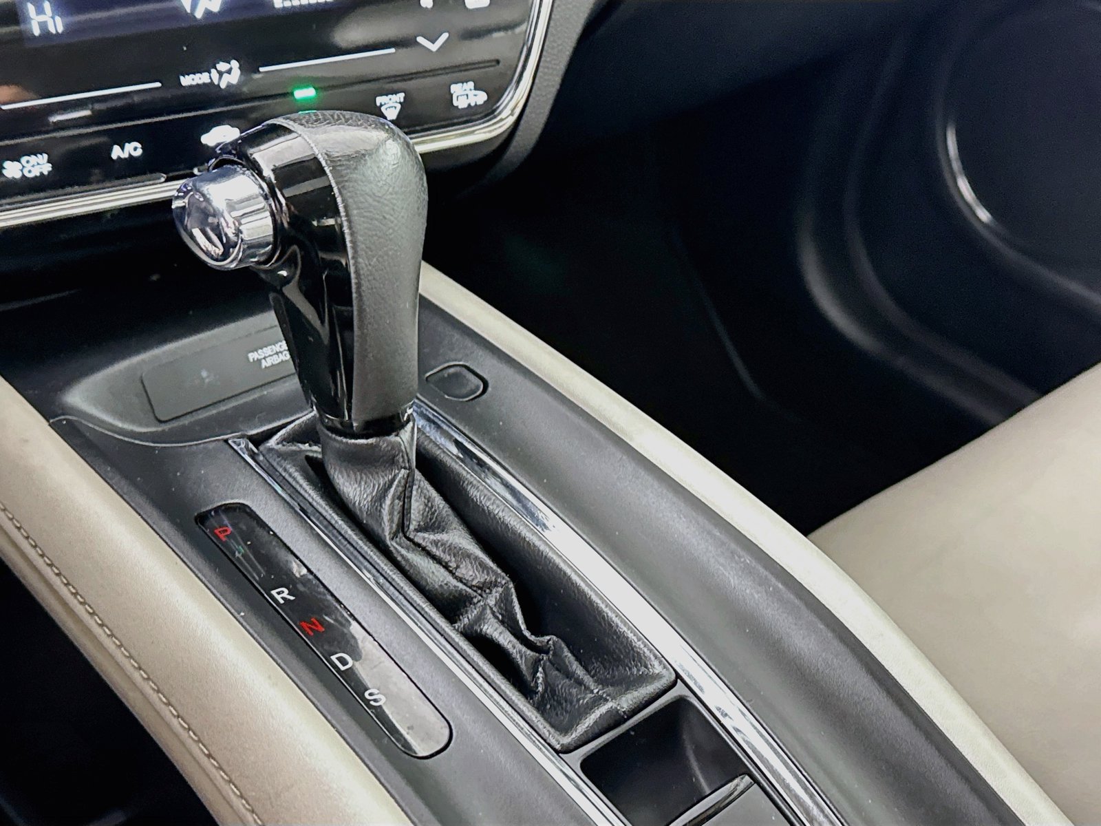Used 2016 Honda HR-V EX-L image 19
