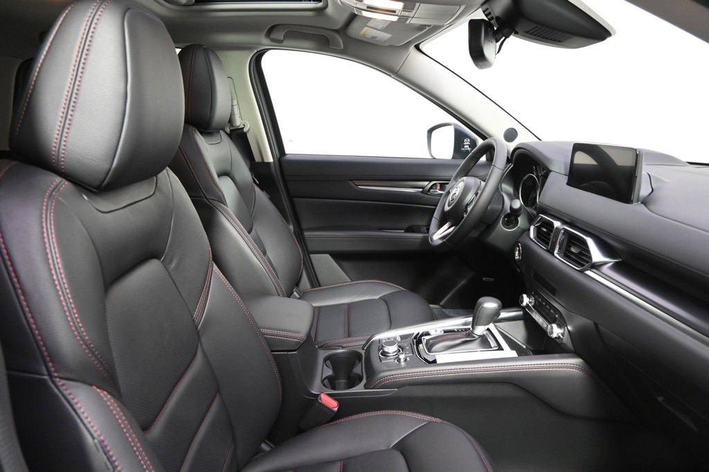 New 2025 MAZDA CX-5 Carbon Edition image 16