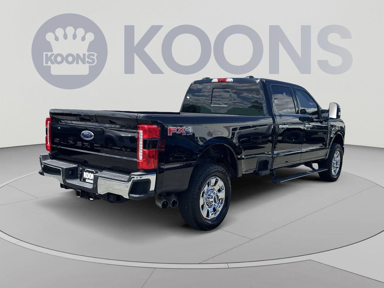 Certified 2024 Ford F350 Lariat w/ Lariat Ultimate Package AWD/4WD image 11