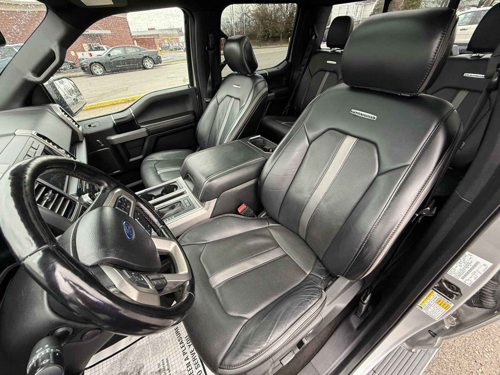 Used 2018 Ford F150 Platinum w/ Equipment Group 701A Luxury image 14