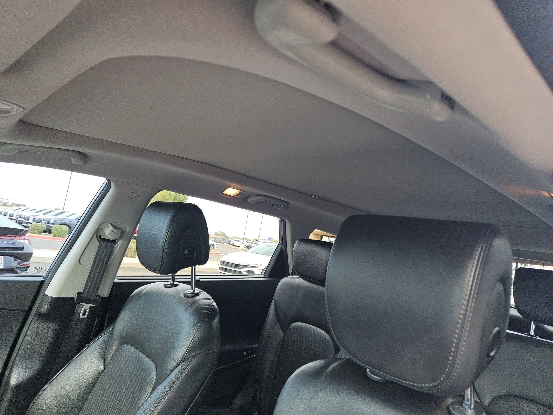 Used 2018 Hyundai Santa Fe Limited image 17