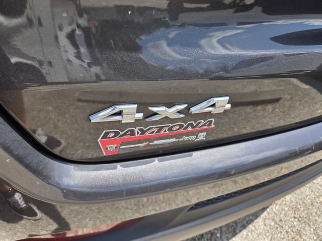 Used 2023 Jeep Compass Latitude AWD/4WD image 5