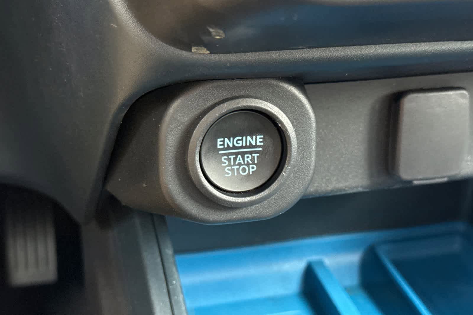 Used 2025 Ford Maverick XLT w/ Equipment Group 302A AWD/4WD image 23