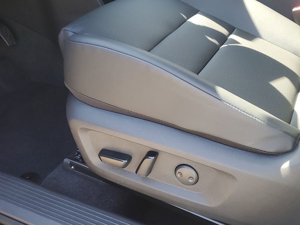 New 2026 Nissan Rogue SV image 13