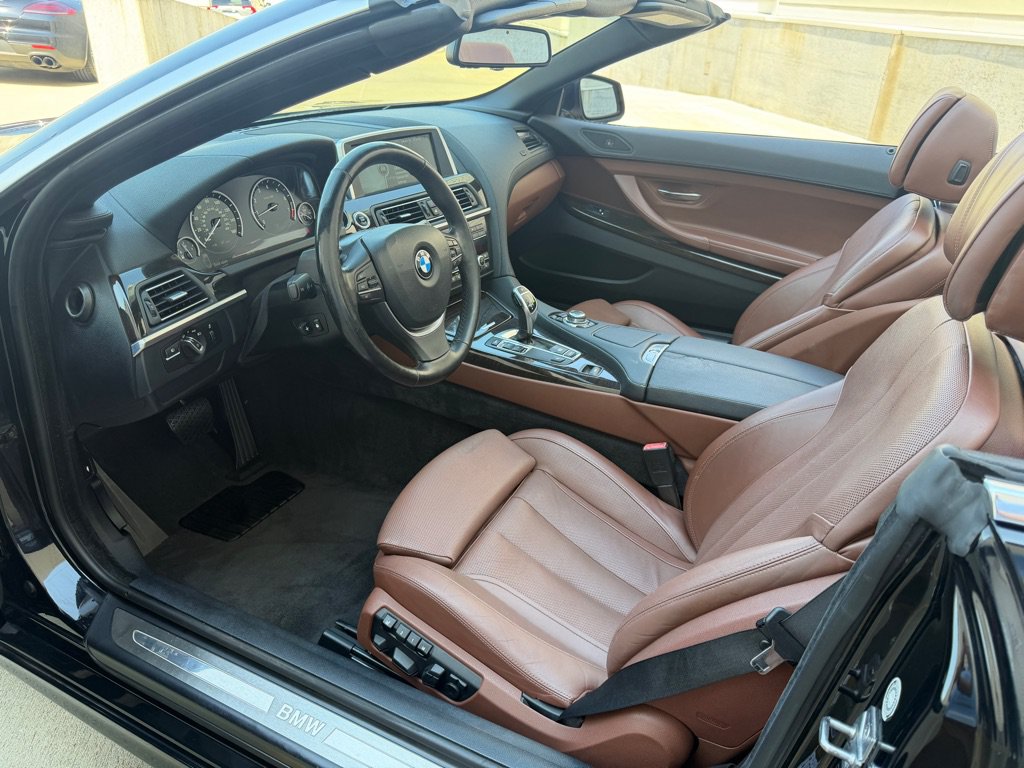 Used 2012 BMW 650i Convertible RWD image 11