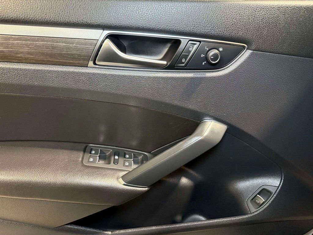 Used 2017 Volkswagen Passat 1.8T SE FWD image 8