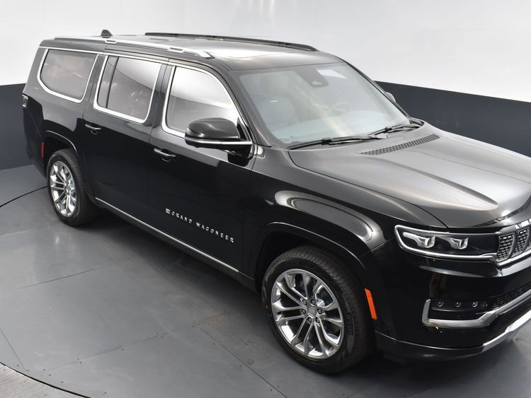 Used 2023 Jeep Grand Wagoneer L Series II w/ Premium Group II image 53