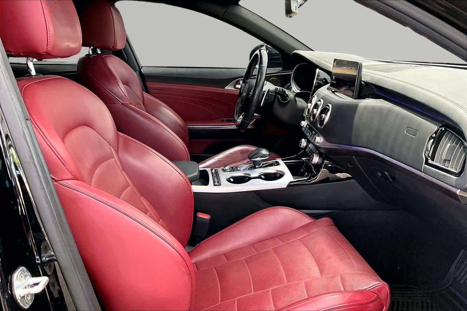 Used 2022 Kia Stinger GT2 w/ Red Interior Color Package RWD image 9