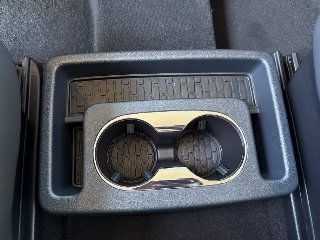 New 2026 Lincoln Aviator AWD w/ Jet Appearance Package image 16