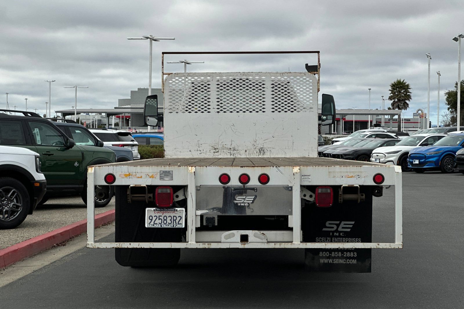 Used 2019 Ford F650 2WD Regular Cab Super Duty image 5
