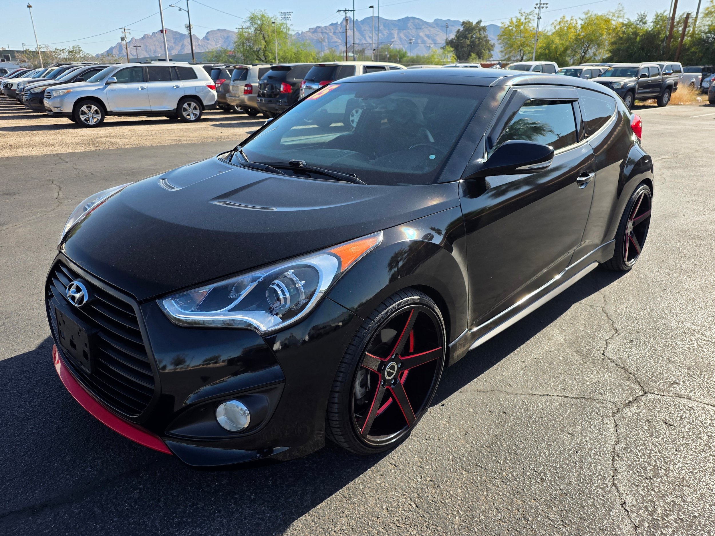 Used 2015 Hyundai Veloster Turbo w/ Option Group 04