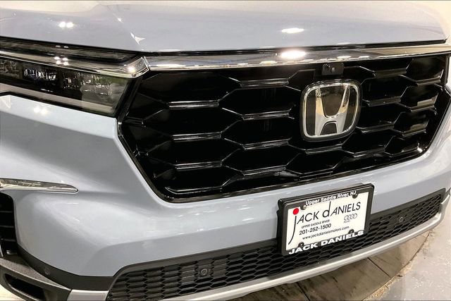 Used 2025 Honda Pilot Elite image 25