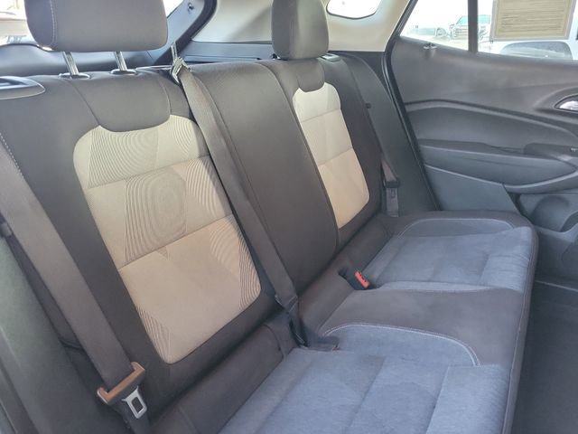 Used 2024 Chevrolet Trax LS w/ LS Convenience Package image 24