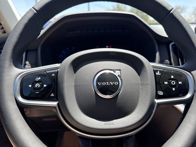 New 2025 Volvo XC90 T8 Plus w/ Protection Package Premier image 30