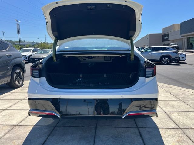 New 2026 Hyundai Sonata Limited FWD image 8