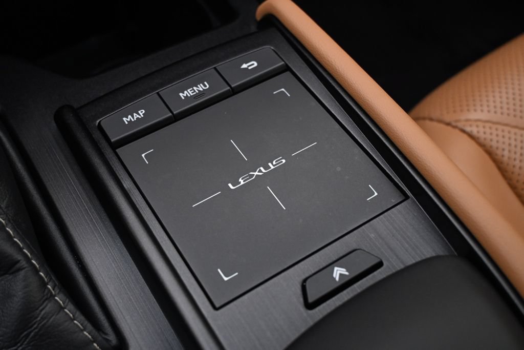 Used 2020 Lexus ES 350 Ultra Luxury w/ Accessory Package 2 FWD image 35