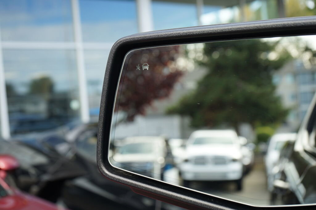 Used 2019 GMC Sierra 1500 AT4 w/ AT4 Premium Package image 28