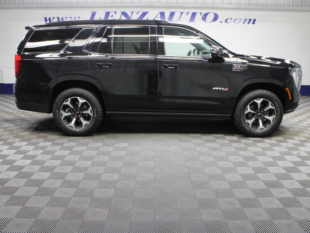 Used 2026 GMC Yukon AT4 Ultimate AWD/4WD image 2
