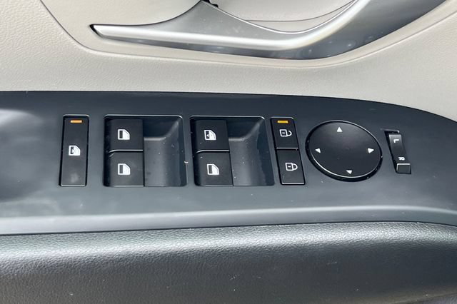 Certified 2025 Hyundai Tucson SE FWD image 14