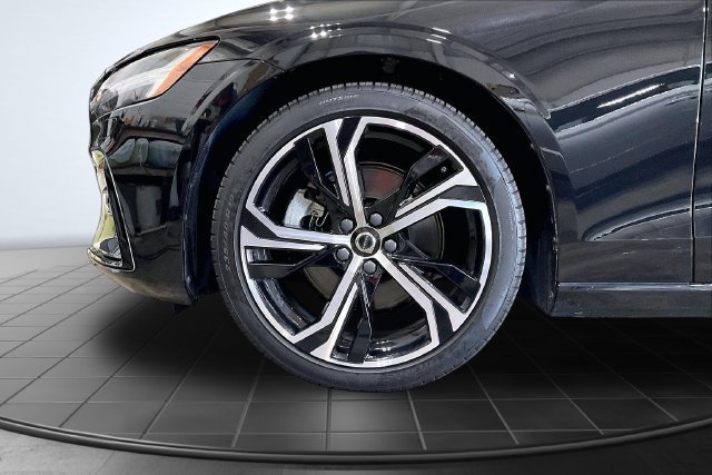 Used 2024 Volvo S60 B5 Core w/ Climate Package AWD/4WD image 11