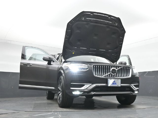 Used 2024 Volvo XC90 B5 Plus w/ Protection Package AWD/4WD image 53