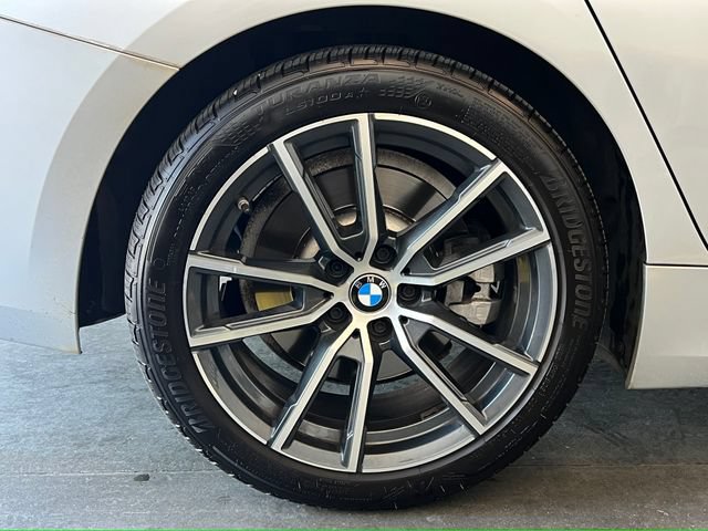 Used 2019 BMW 330i Sedan RWD image 11