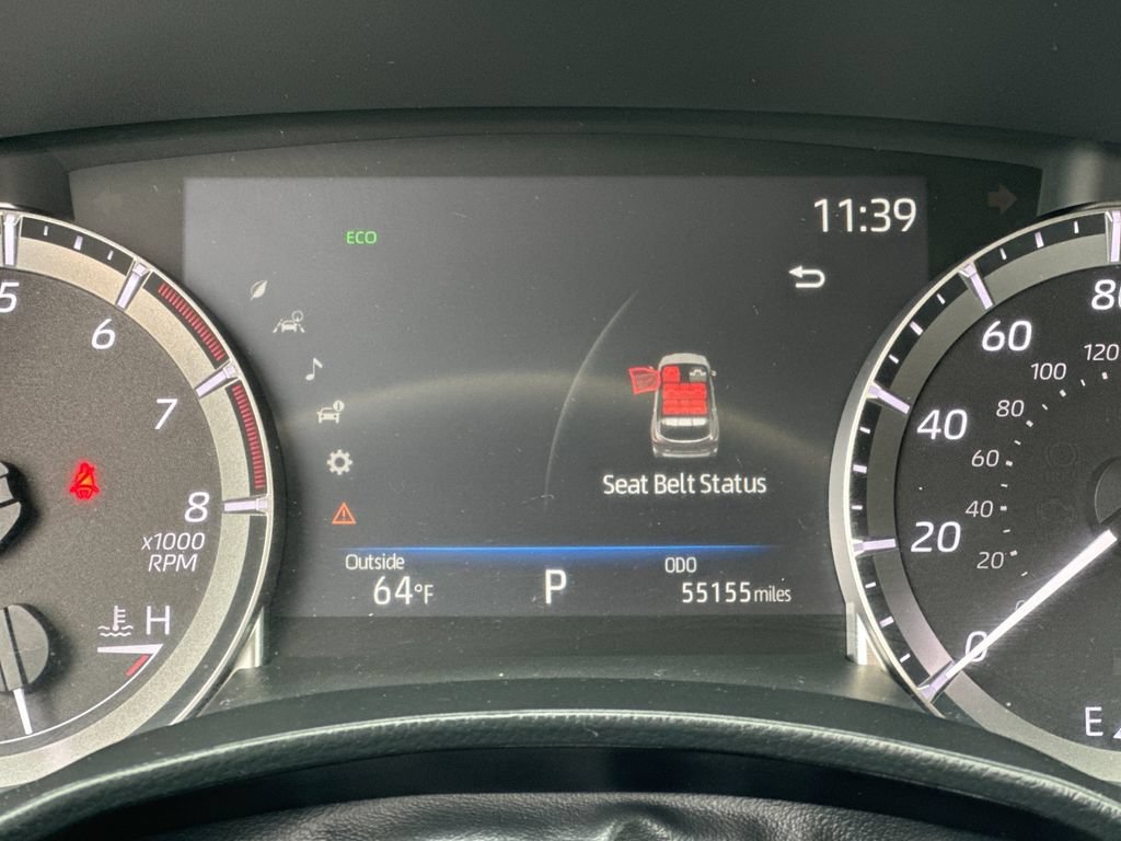 Used 2023 Toyota Highlander LE AWD/4WD image 26