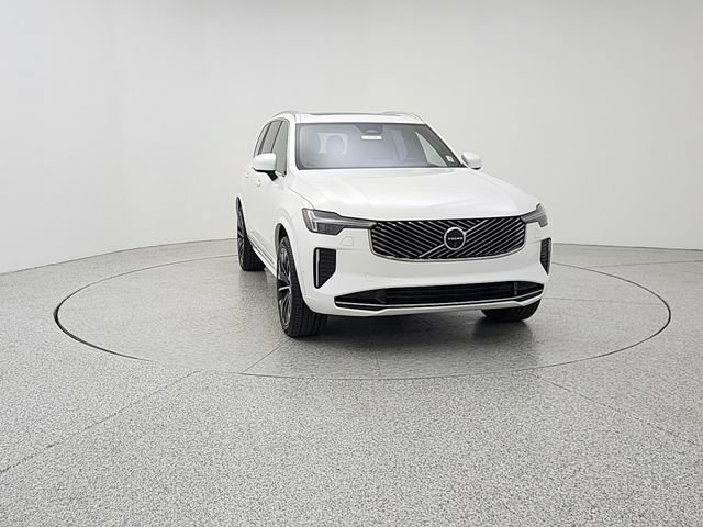 Certified 2025 Volvo XC90 B6 Plus AWD/4WD image 2