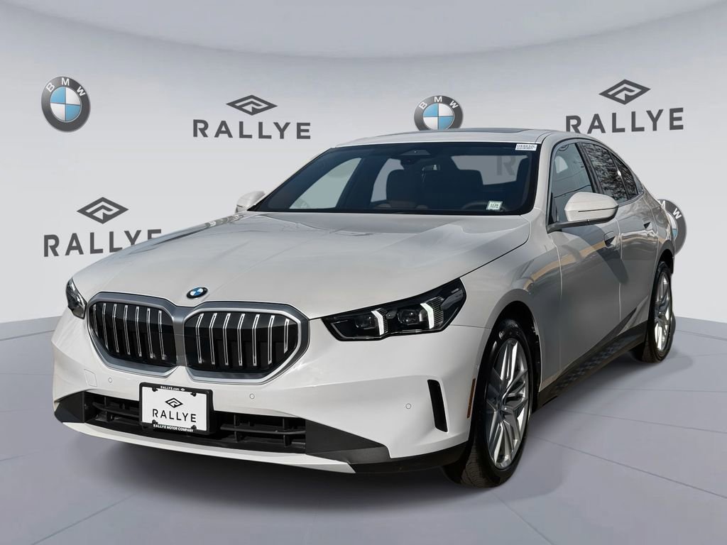 Certified 2025 BMW 530i xDrive image 3