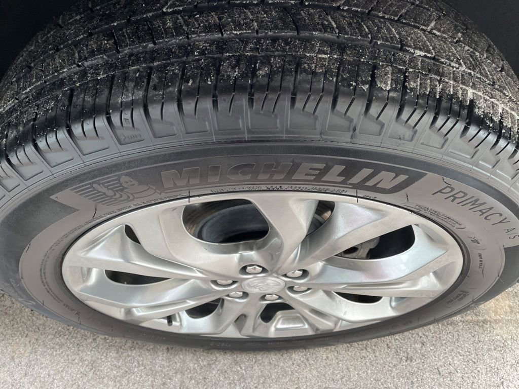 Used 2018 Buick Enclave Avenir w/ Avenir Technology Package image 29